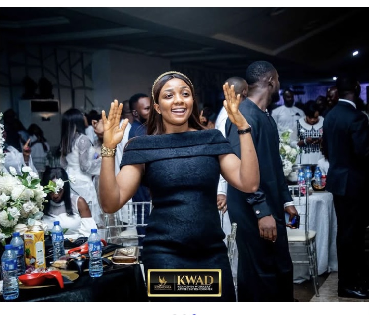 Happy lady at KWAD
